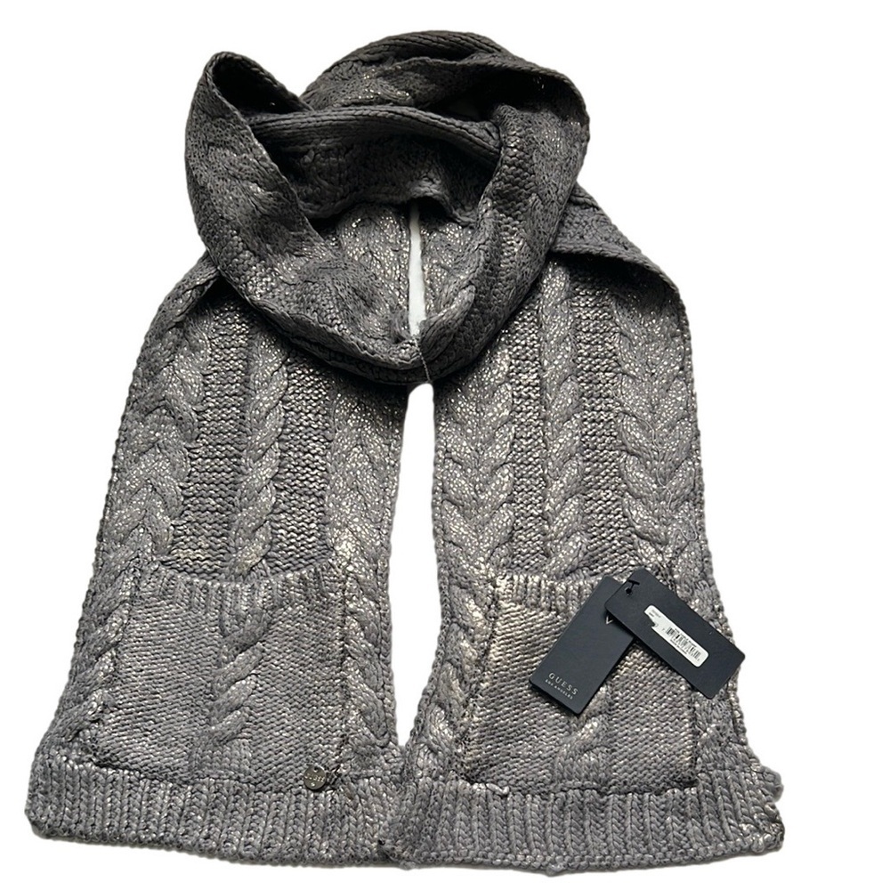 NWT Guess Foil Cable Scarf
